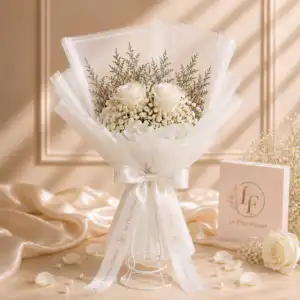 ช่อดอกกุหลาบขาว Le Fleur Pure Devotion