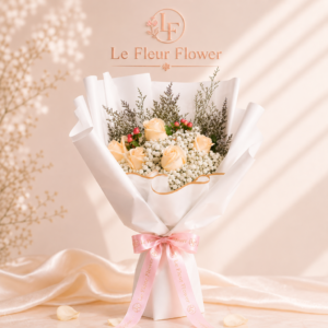ช่อดอกกุหลาบเหลือง 5 ดอก Le Fleur Moonlight Rose