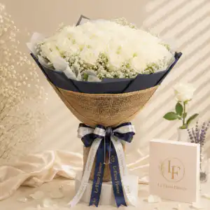 ช่อดอกกุหลาบขาว 25 ดอก Le Fleur Eternal Grace